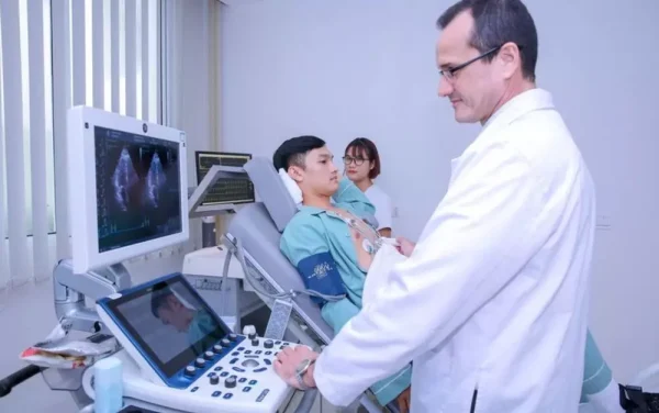 So sánh Contec ECG300G vs ECG1200G